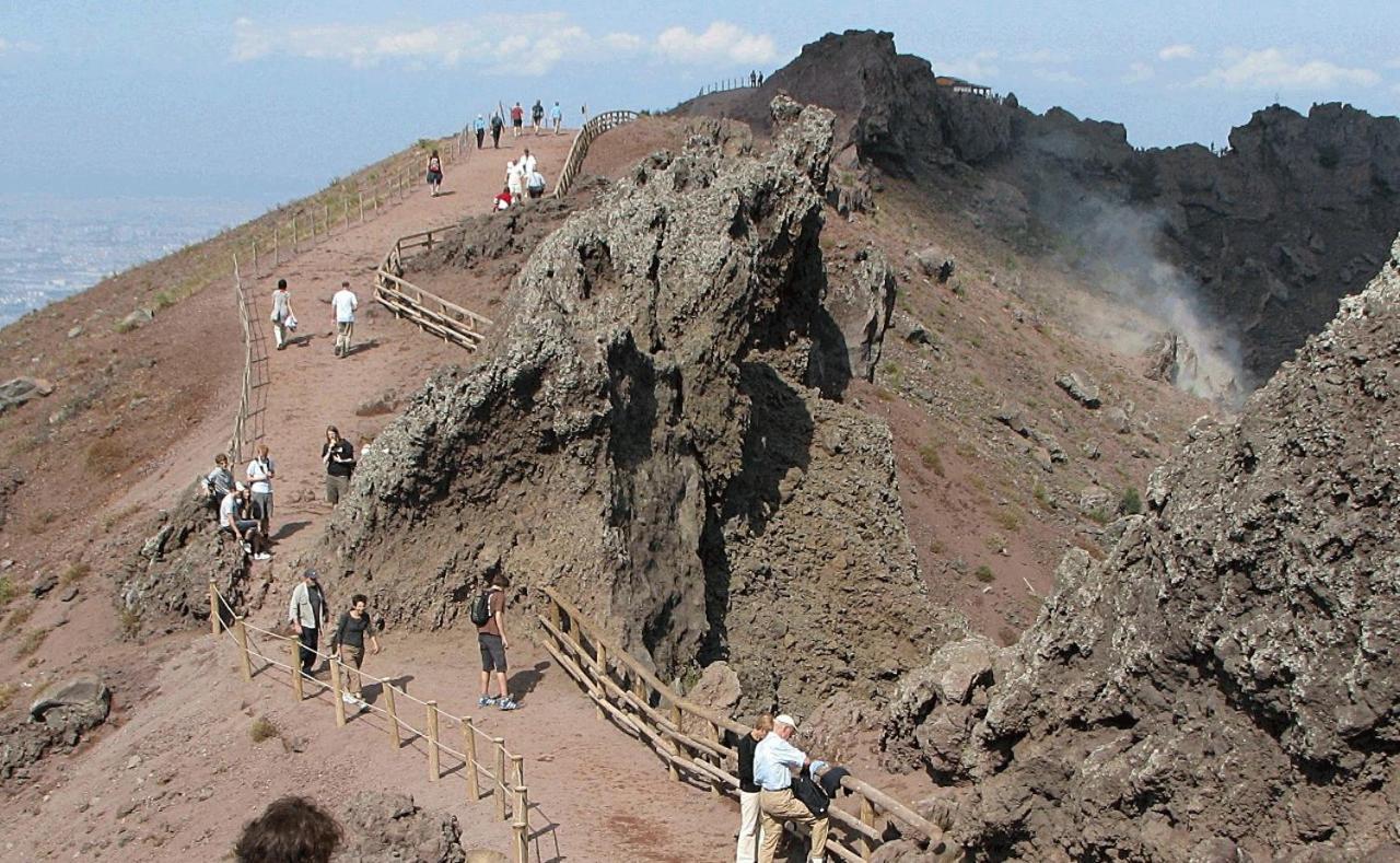 Ponte Valle B&B Pompei Скафати Экстерьер фото